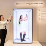 Samsung lansează la nivel global Glasses-Free 3D Digital Signage la ISE 2026, definind o nouă direcție în domeniul afișajelor comerciale